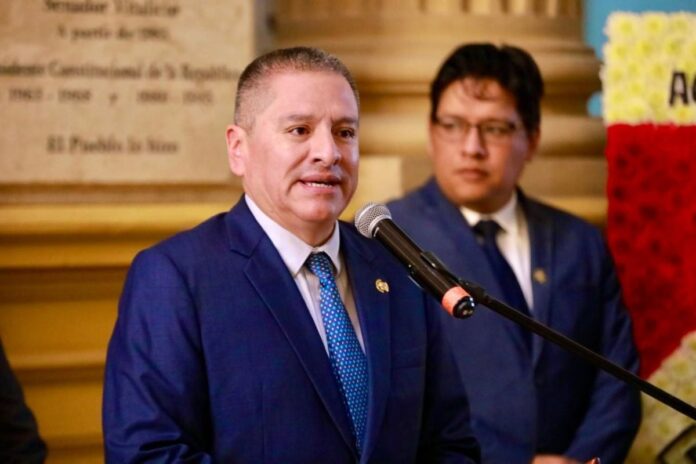 luis-aragon:-apelan-resolucion-que-declaro-improcedente-inscripcion-de-congresista-de-ap-como-candidato-de-avanza-pais