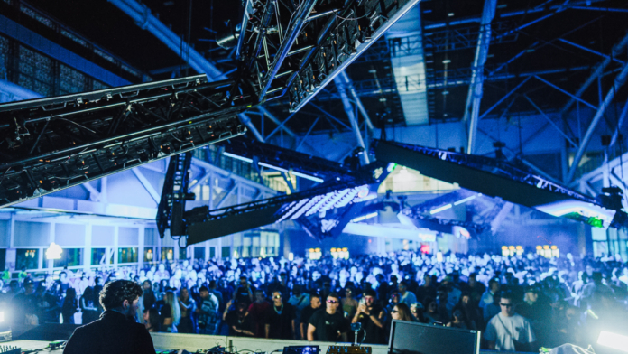 medellin-se-prepara-para-el-festival-de-musica-electronica-freedom-2026:-se-esperan-mas-de-20-mil-asistentes