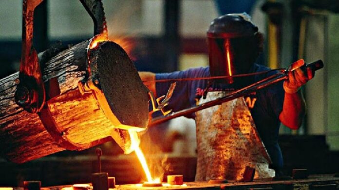 la-actividad-metalurgica-se-hundio-7,1%-en-diciembre-y-el-uso-de-la-capacidad-instalada-cae-al-nivel-de-la-pandemia