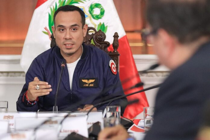 podemos-peru-exige-que-fiscalizacion-cite-a-jeri-para-que-explique-reuniones-con-empresarios-chinos