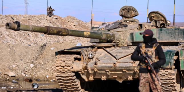 los-estados-unidos-van-a-desplazar-a-7.000-prisioneros-de-la-ie-de-la-siria-hacia-irak
