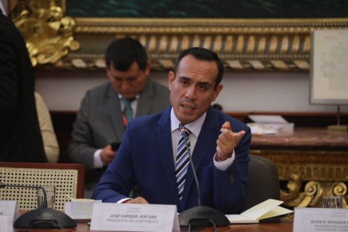 jose-jeri-dice-ante-comision-de-fiscalizacion-que-fue-a-comer-al-chifa-de-zhihua-yang-en-otras-dos-oportunidades