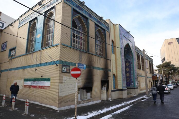 dos-semanas-sin-internet-en-iran:-incomunicacion,-negocios-danados-y-sin-visos-de-apertura