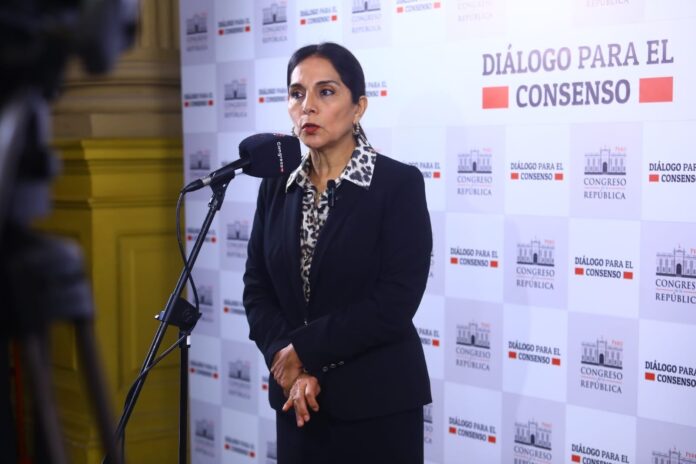 patricia-juarez:-“no-creo-en-realidad-que-podamos-estar-cambiando-de-presidente-cada-dos-meses”