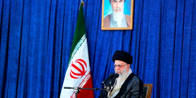 «-en-iran,-los-guardianes-de-la-revolucion-aseguran-el-mantenimiento-de-los-principios-de-la-republica-islamica-y-las-celulas-de-un-sistema-politico-»