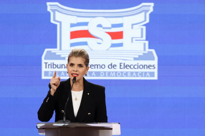 costa-rica-se-dirige-a-unas-elecciones-tranquilas,-con-miedo-al-crimen-y-la-sombra-de-chaves