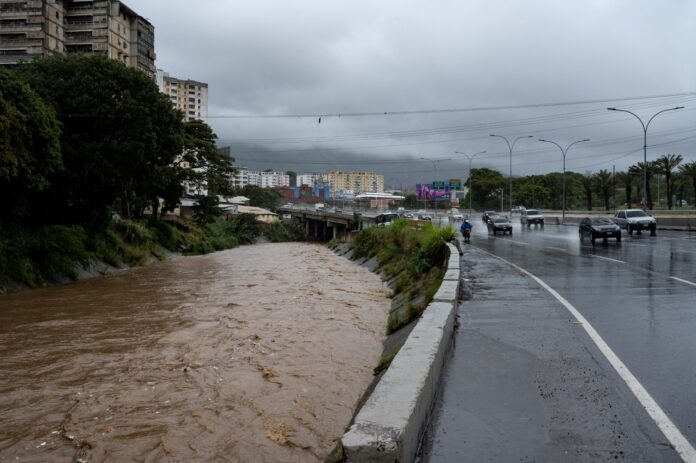 el-guaire,-un-rio-en-espera-de-redencion