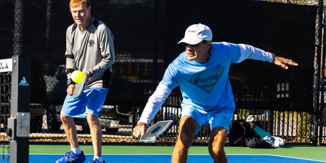 le-pickleball,-le-sport-qui-rend-actifs-(et-accros)-les-retraites-americains
