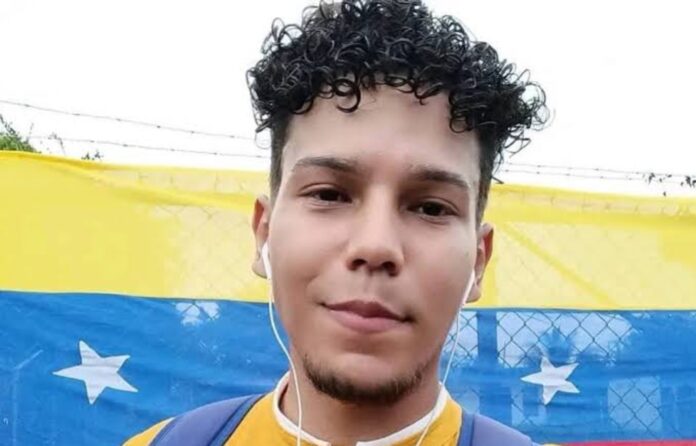 excarcelan-a-juan-francisco-alvarado,-estudiante-de-periodismo-a-quien-le-anularon-sentencia-por-traicion-a-la-patria