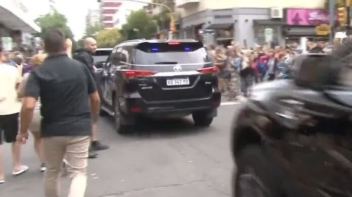 atacaron-la-camioneta-de-javier-milei-en-mar-del-plata