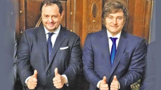 reclamaciones-de-sobreprecios-y-destitucion-de-funcionarios-plantean-interrogantes-para-reidel,-aliado-de-milei