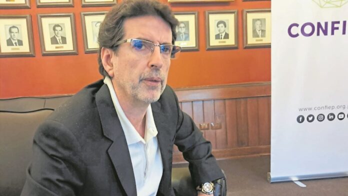 presidente-de-la-confiep:-“cualquiera-puede-llegar-al-gobierno,-incluso-con-financiamiento-de-la-mineria-ilegal”