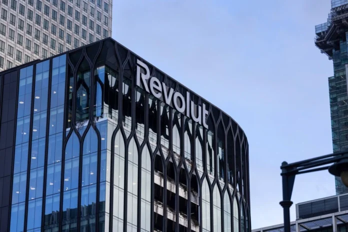 revolut-ingresa-a-mexico-con-un-rendimiento-del-15%,-lo-que-obliga-a-repensar-las-tarifas-y-tarifas
