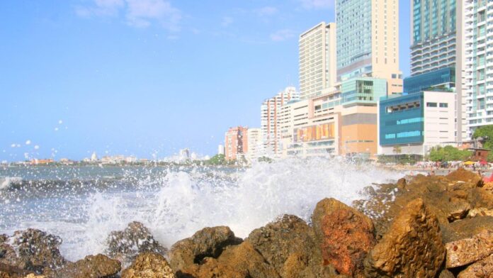 alerta-en-el-caribe:-frentes-frios-de-norteamerica-amenazan-con-‘mar-de-fondo’-y-olas-de-4-metros