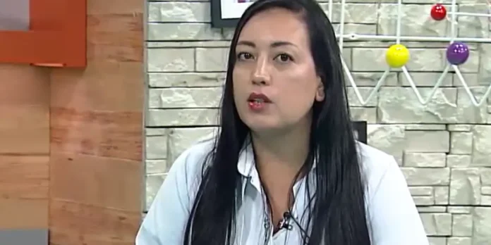 medicos-anuncian-paro-de-120-horas-si-no-atienden-sus-demandas