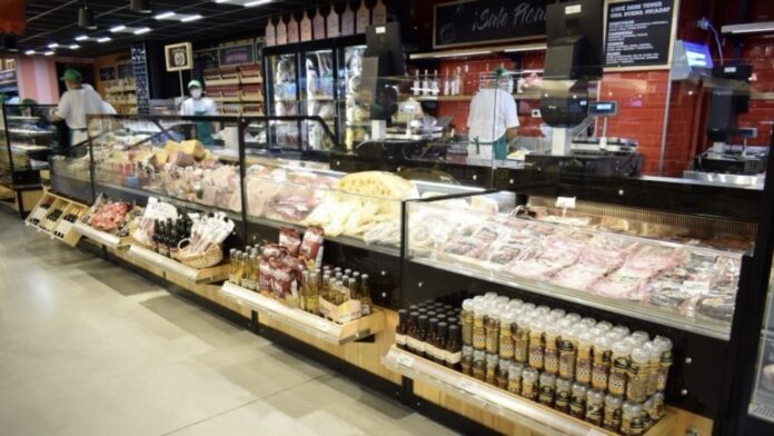 cierra-supermercado-famoso-en-shopping-porteno-en-medio-de-la-crisis-de-milei
