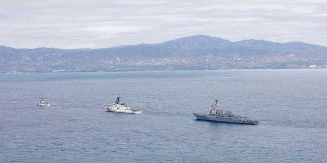haiti:-plusieurs-navires-de-guerre-americains-desplegados-en-la-bahia-de-puerto-principe