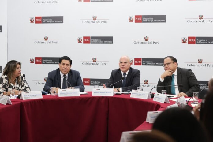 gobierno-recoge-aportes-de-medios-sobre-proyecto-de-delito-de-revelacion-de-informacion-reservada