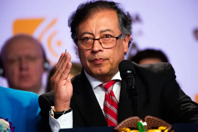 el-presidente-de-la-paz-de-colombia-va-a-la-guerra-y-todo-lo-que-construyo-se-esta-desmoronando