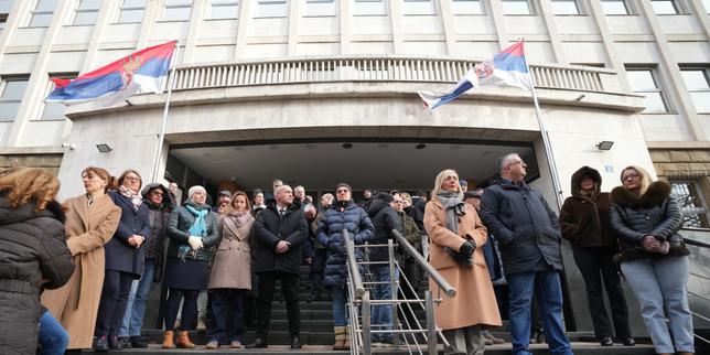 en-serbia,-la-justicia-ante-el-colisionador-del-presidente-aleksandar-vucic