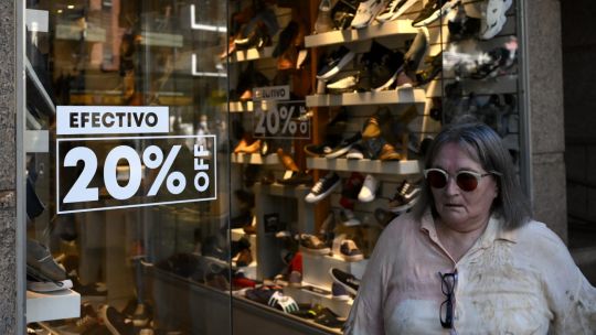 la-inflacion-sube-por-quinto-mes-consecutivo-en-medio-de-controversia-sobre-metodologia