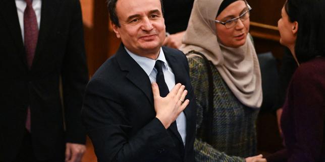 kosovo:-despues-de-la-paralisis-politica,-albin-kurti-asume-el-cargo-de-primer-ministro