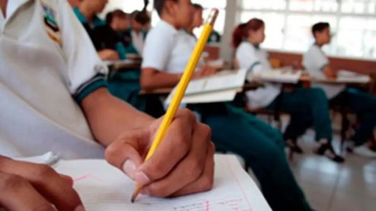 la-caida-de-la-natalidad-significa-que-argentina-perdera-1,2-millones-de-alumnos-de-primaria-para-2030