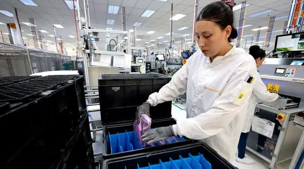 por-que-los-mexicanos-trabajan-tantas-horas-(y-por-que-es-dificil-que-cambie-con-la-reduccion-de-la-jornada)