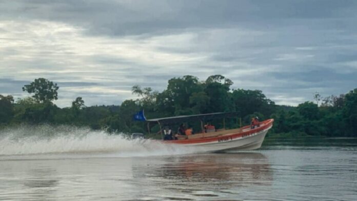 embarcacion-con-ayuda-humanitaria-para-indigenas-warao-naufrago-en-delta-amacuro