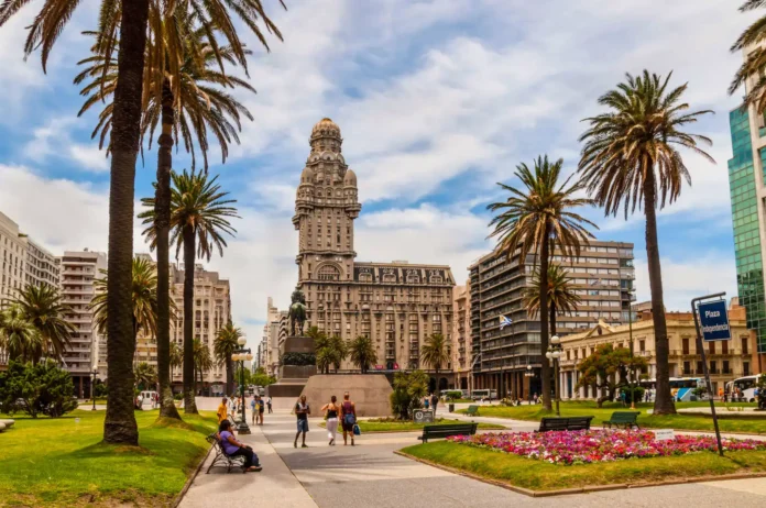 uruguay-alcanza-el-millon-de-turistas-en-dos-meses-mientras-la-clase-media-argentina-regresa-a-la-playa