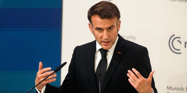 «nous-sommes-trop-timides»:-emmanuel-macron-llama-a-los-europeos-«a-croire»-en-eux,-a-munich,-un-despues-de-los-ataques-de-jd-vance