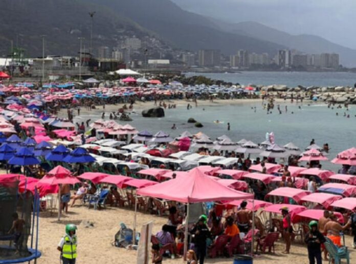 la-guaira-registra-mas-del-97%-de-ocupacion-playera-durante-los-primeros-dias-de-carnaval