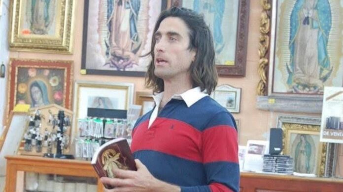 atado-con-arnes-y-esposas:-el-testimonio-de-un-ciudadano-argentino-que-paso-un-ano-detenido-en-el-helicoide