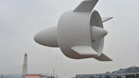 asi-funciona-la-primera-turbina-eolica-flotante-de-uso-urbano-del-mundo