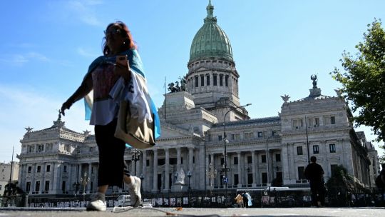 comienza-huelga-general:-protesta-contra-las-reformas-laborales-de-milei-en-marcha