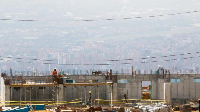 hacinamiento-del-123%:-la-apuesta-de-medellin-para-terminar-con-la-crisis-en-los-centros-de-detencion