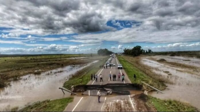 la-provincia-exime-del-impuesto-inmobiliario-rural-a-productores-afectados-por-inundaciones-en-villarino