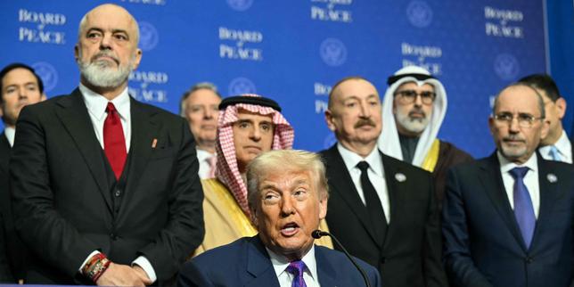 donald-trump-entre-paz-de-papel-en-gaza-y-guerra-posible-en-iran