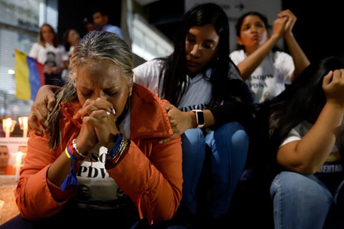 entre-la-esperanza-rota-y-la-lucha-que-continua:-familiares-de-presos-politicos-lamentan-amnistia-excluyente-en-venezuela