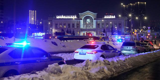 en-moscu,-un-policia-tue-et-dos-blesses-dans-una-explosion-pres-de-la-estacion-de-saviolovo
