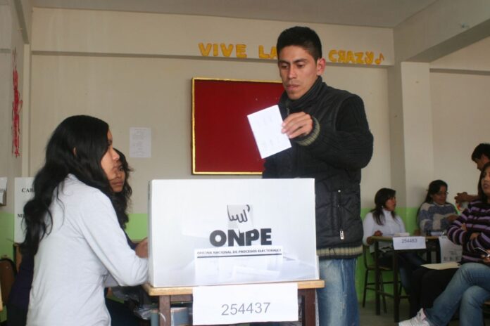 elecciones-2026:-renovacion-popular-plantea-que-presidente-electo-en-primera-vuelta-jure-a-los-5-dias-de-proclamarse-su-victoria