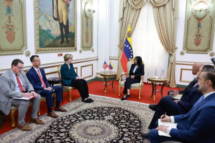 la-deuda-venezolana:-buitres,-fantasmas-y-la-ilusion-del-cobro