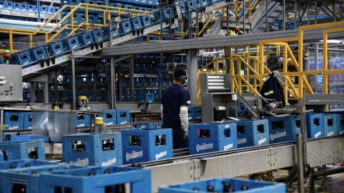 cerveceria-quilmes-reduce-a-un-tercio-el-personal-de-su-planta-de-zarate