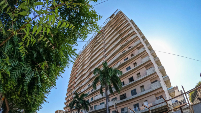 giro-historico-en-caso-torres-del-cielo:-superfinanciera-condena-a-alianza-fiduciaria-a-devolver-$8.000-millones-a-familias-afectadas-en-barranquilla
