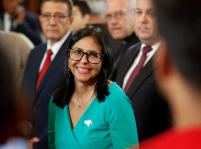 delcy-rodriguez-llama-“socio-y-amigo”-a-trump:-lo-que-le-pidio