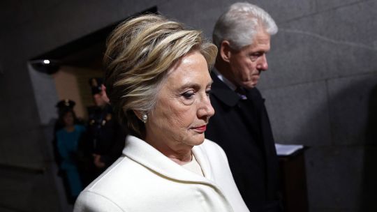 los-clinton-testifican-mientras-el-escandalo-de-epstein-resuena