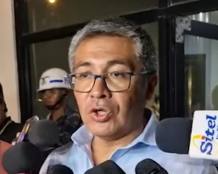 ministro-espinoza:-los-billetes-estaban-asegurados-y-reposicion-no-generara-gasto-al-estado