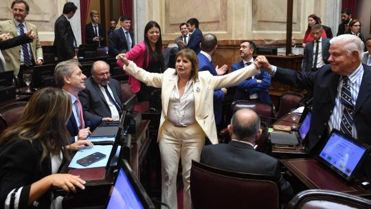 congreso-argentino-aprueba-reforma-laboral-en-victoria-de-milei