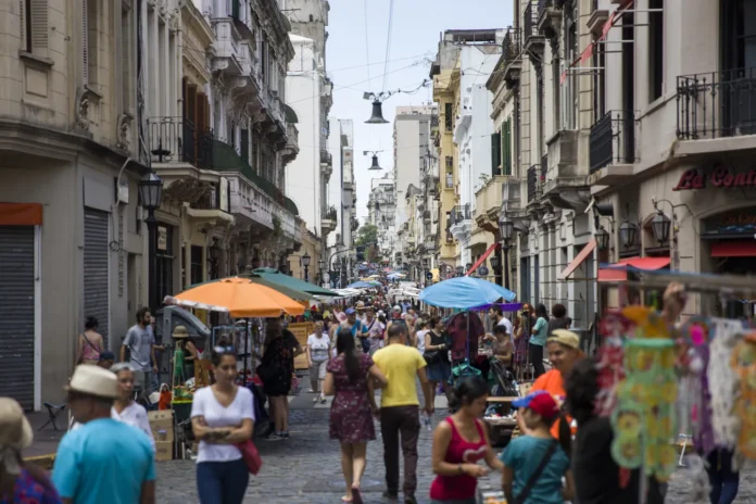 pulso-latinoamericano-para-el-sabado-28-de-febrero-de-2026
