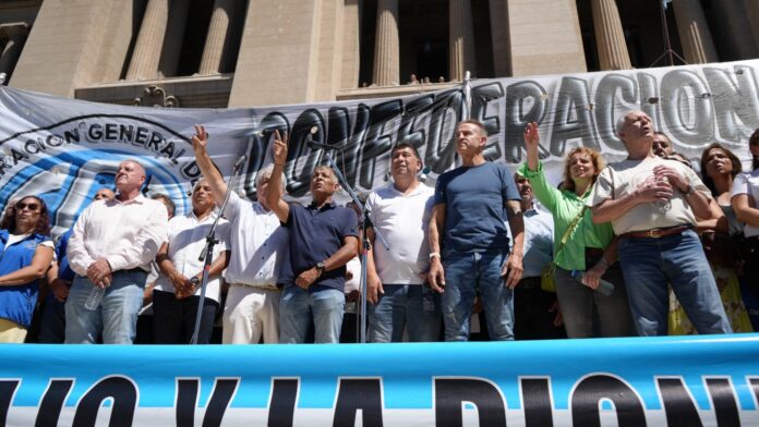 argentina’s-cgt-will-file-legal-complaints-against-milei’s-labor-reform
